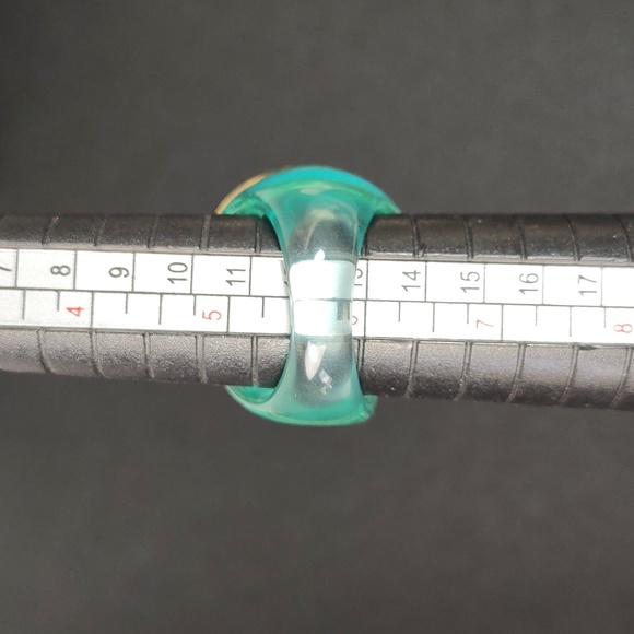 Nautilus Shell Lucite Ring - Picture 5 of 9